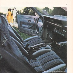 1975_Chevrolet_Vega_Cdn-09