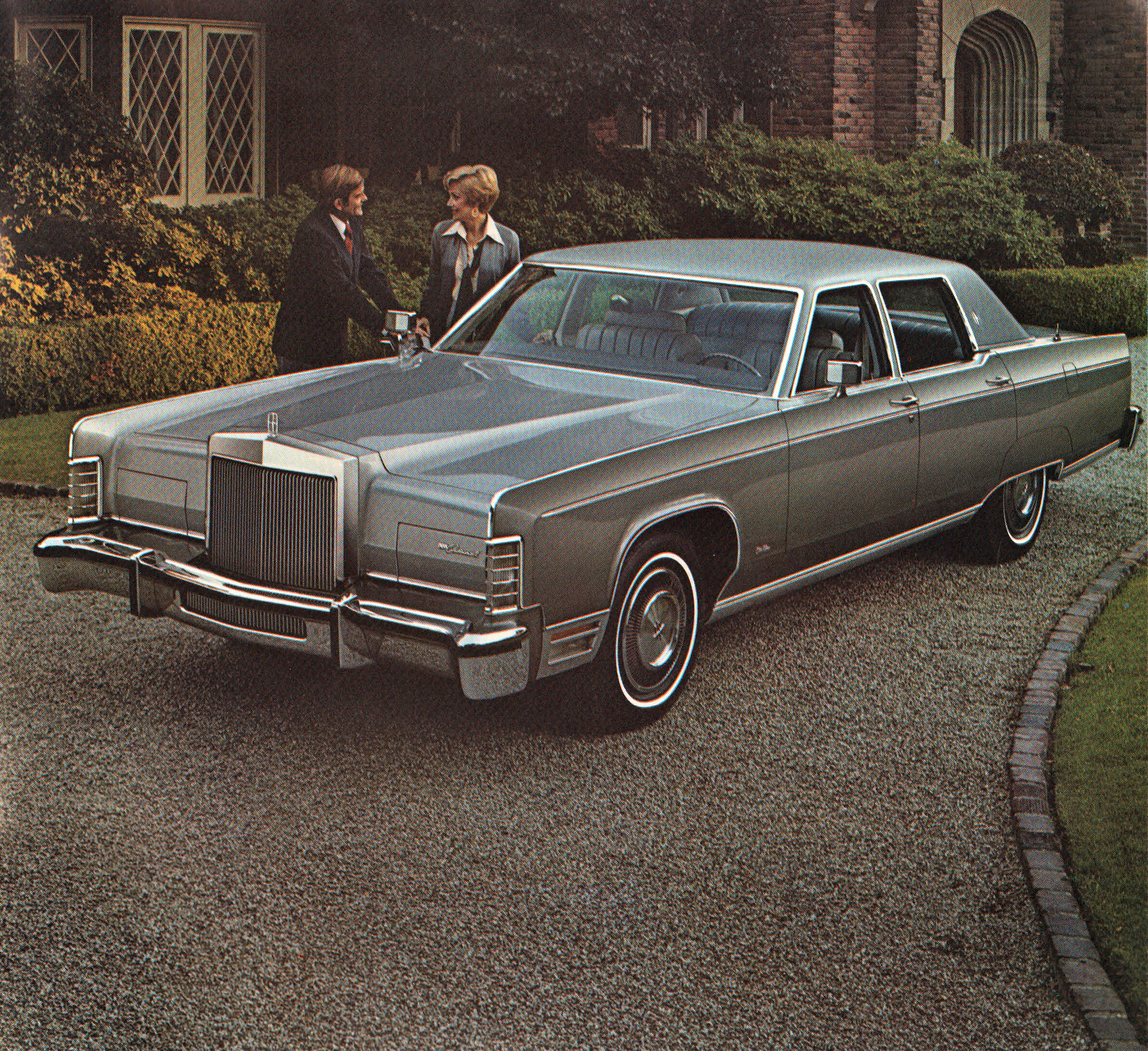 1977_Lincoln_Continental-12