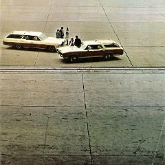 1968-Pontiac-Wagons-Brochure