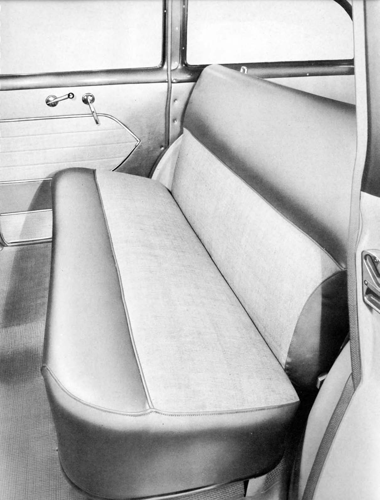 1953_Chevrolet_Engineering_Features-051