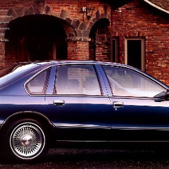 1995_Chevrolet_Caprice_Classic-04-05