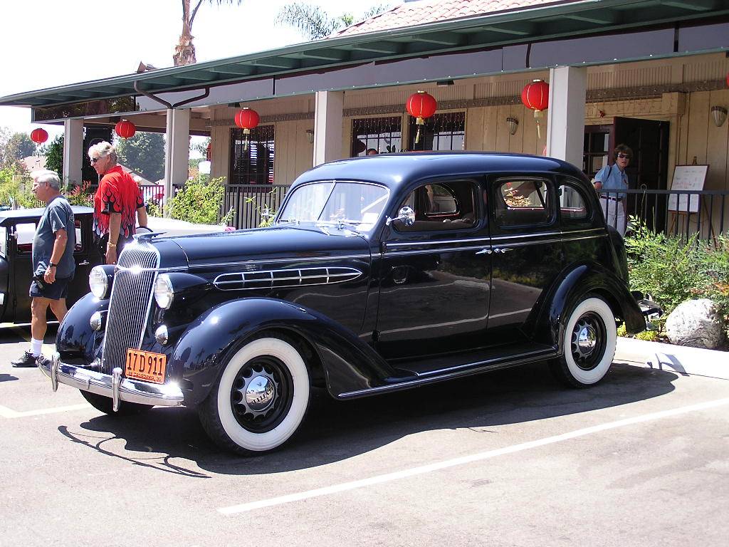 1936_Chrysler