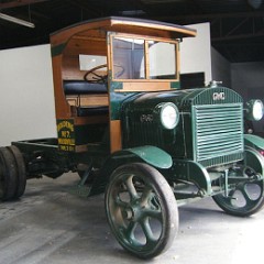 1923_Trucks_and_Vans