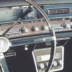 1967_Pontiac_Air_Conditioning-04-05