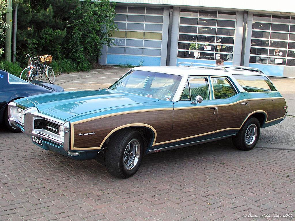 1968_Pontiac