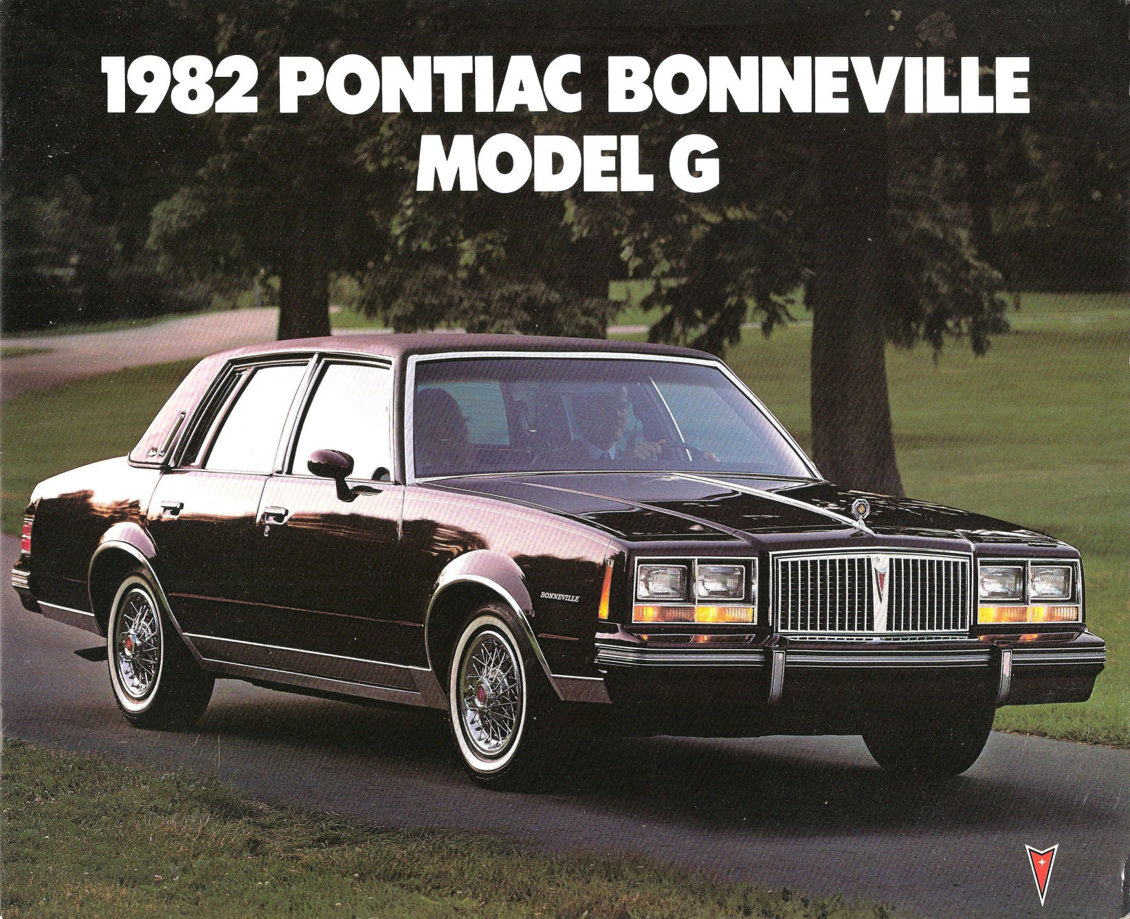 1982_Pontiac_Bonneville_G-01