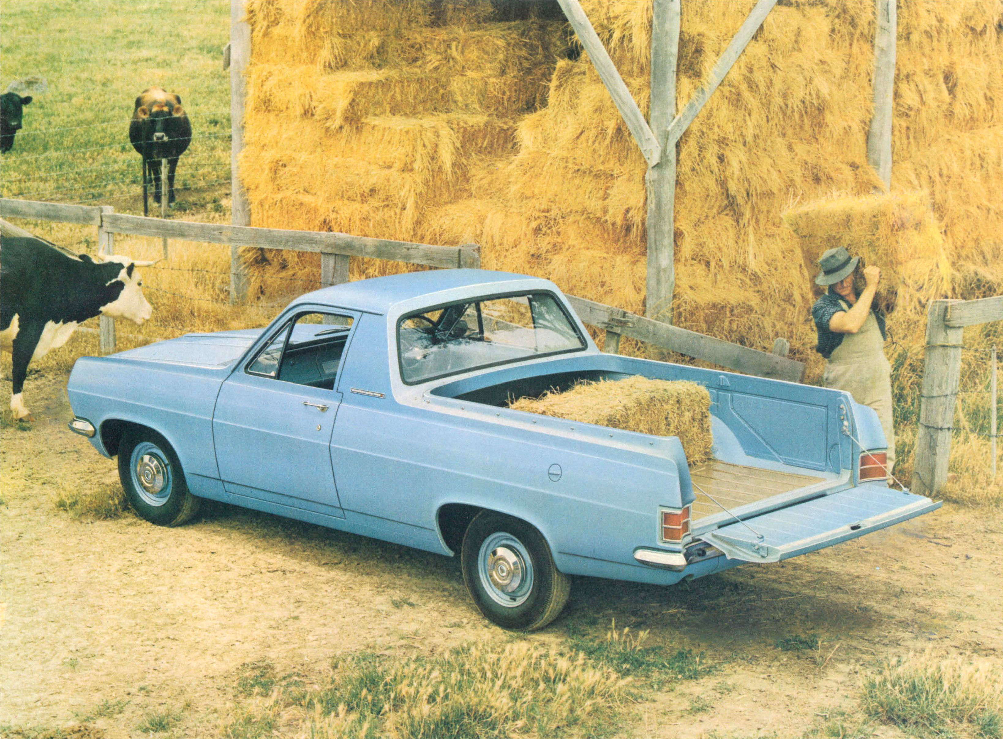 1966_Holden_HR_Utility__Van-03