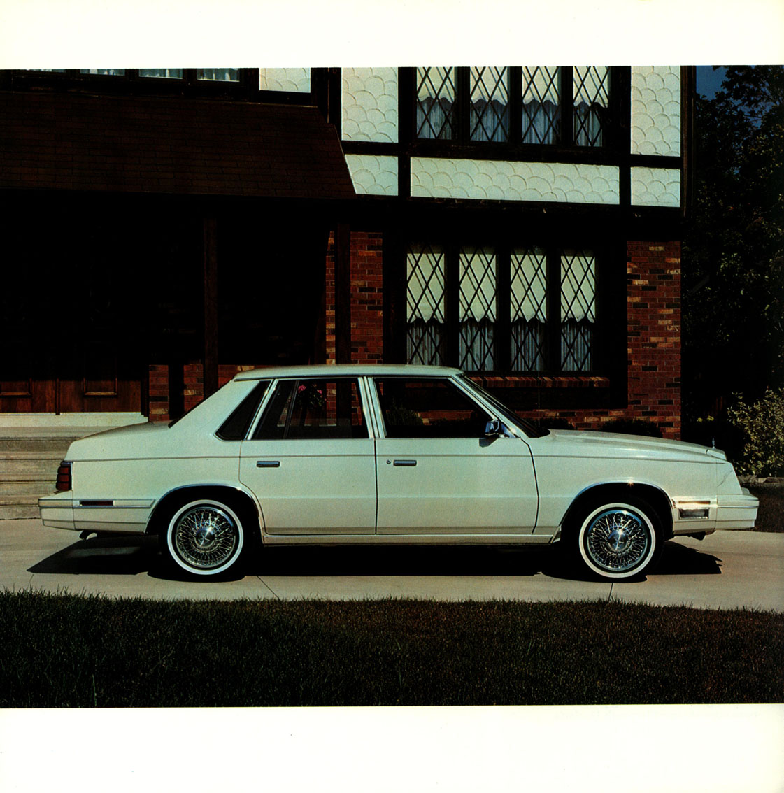 1984_Plymouth_Caravelle_Cdn-04