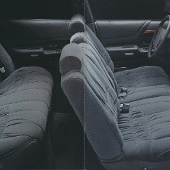 1994_Ford_Crown_Victoria_Cdn-Fr-04-05