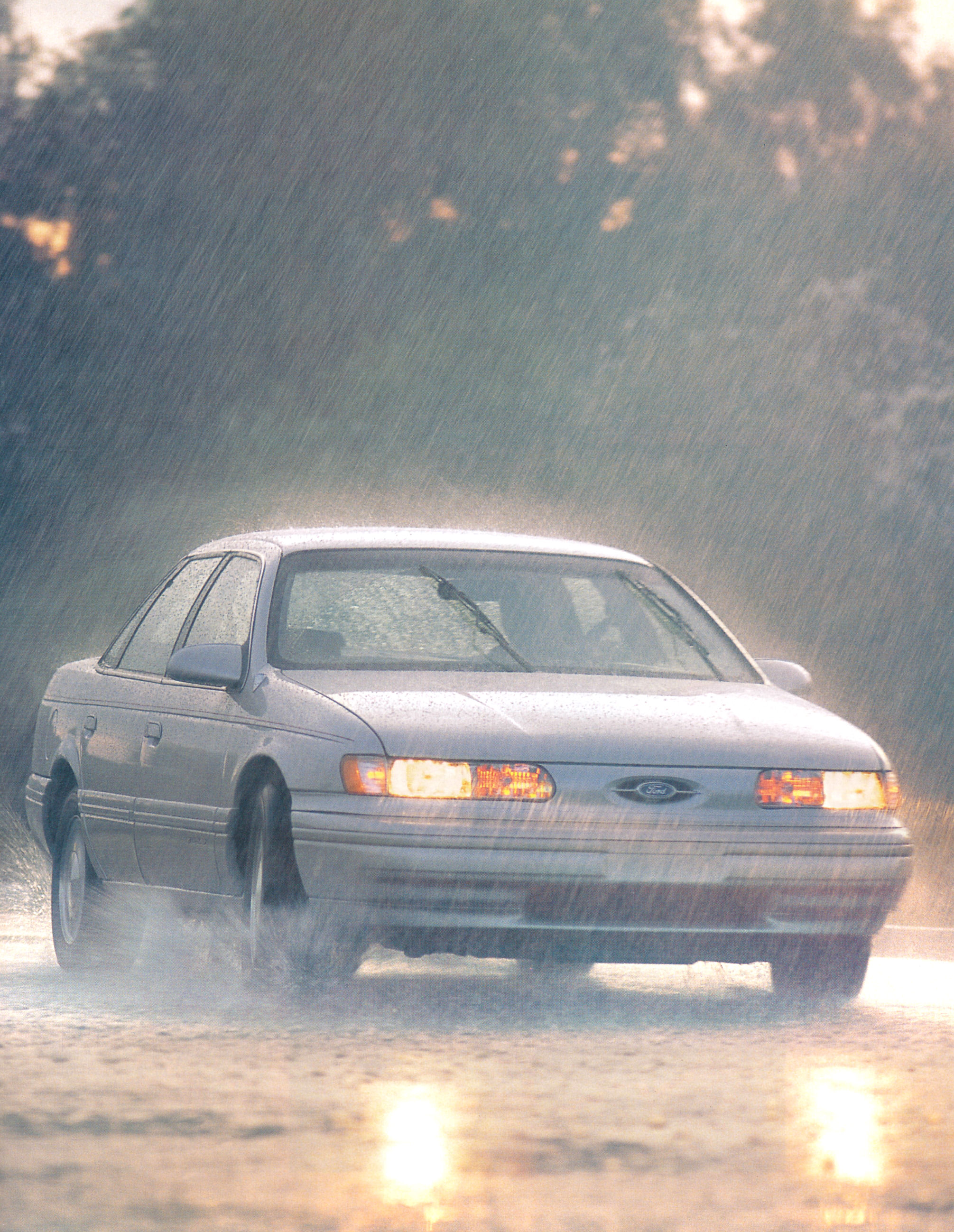 1995_Ford_Taurus_Cdn-Fr-13