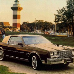 1982_Buick_Riviera_Folder-02