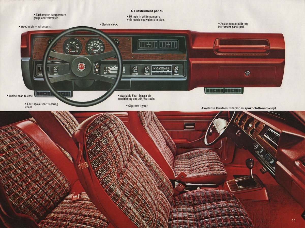 1976_Chevrolet_Vega_Cdn-08