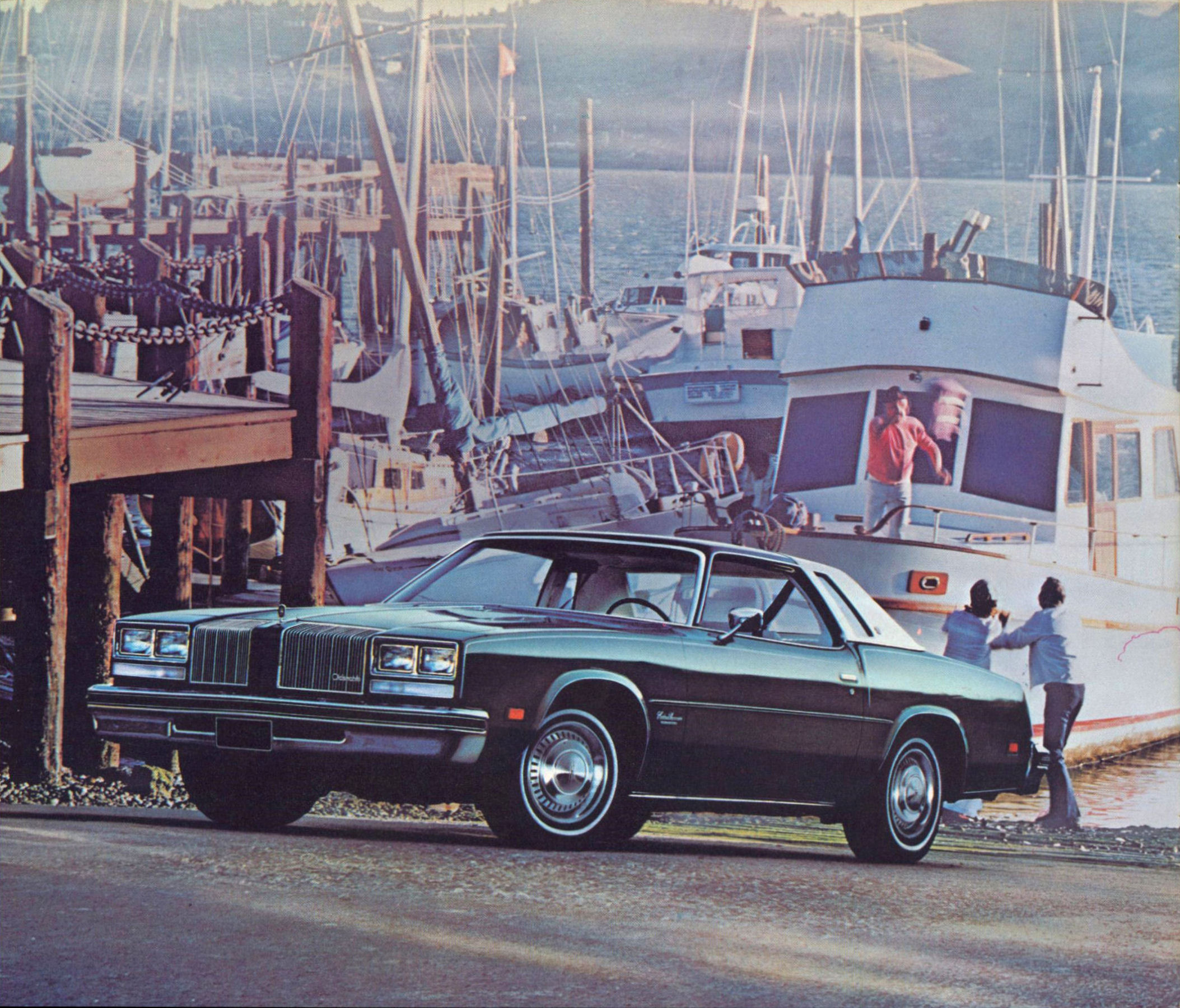 1977_Oldsmobile_Cutlass__Omega_Cdn-04