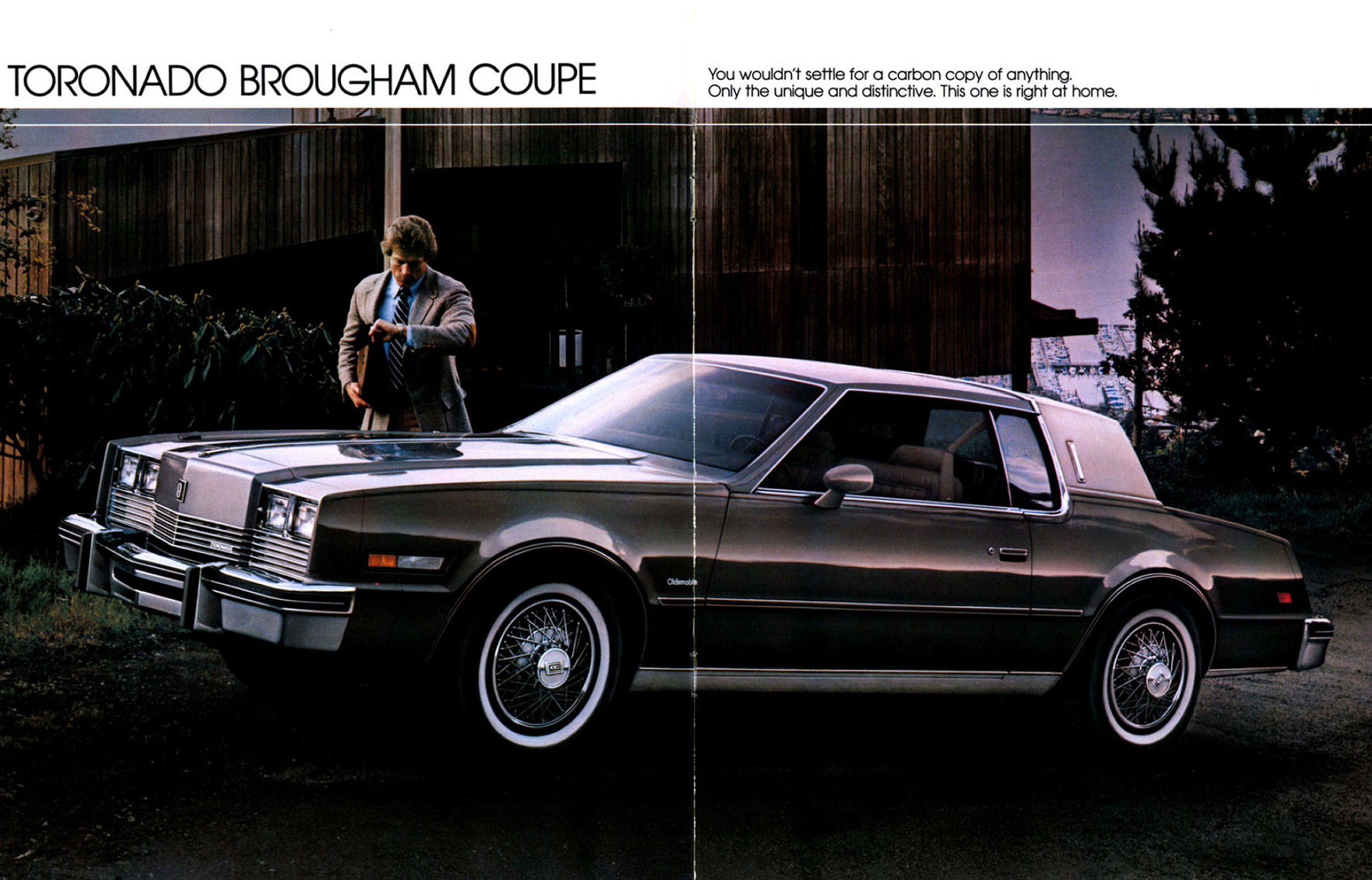 1983_Oldsmobile_Toronado_Cdn-02-03