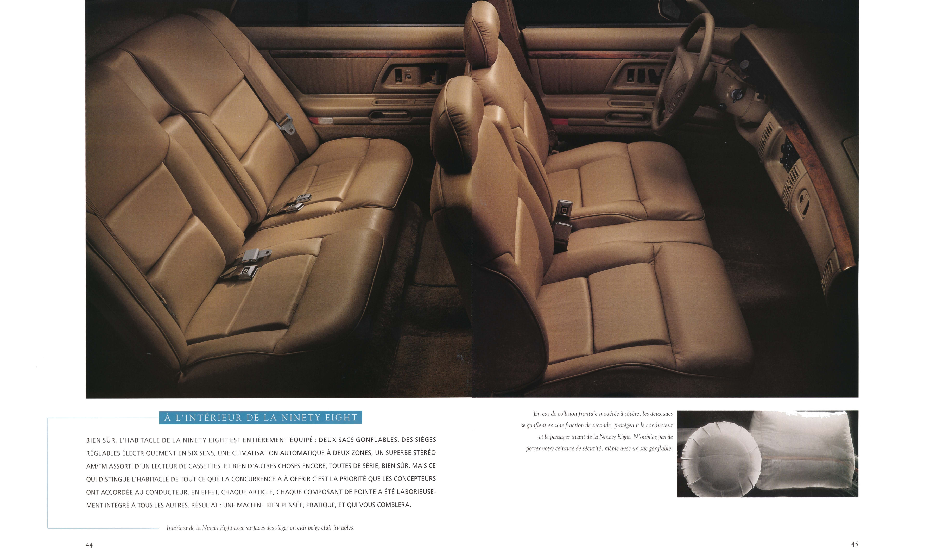 1995_Oldsmobile_Cdn-Fr-44-45_