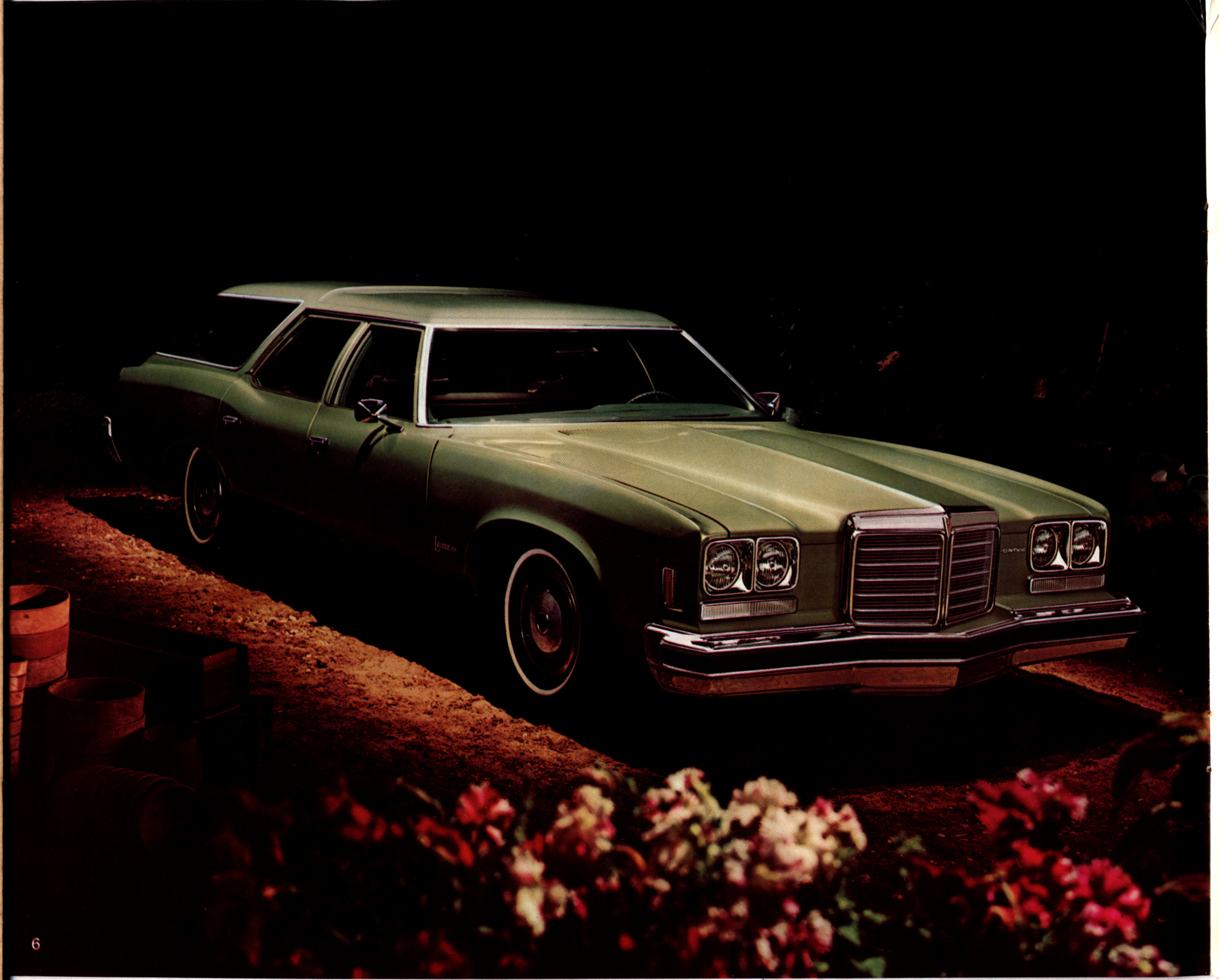 1974 Pontiac Safaris Brochure Canada 06