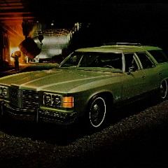 1975_Pontiac_Safari_Wagons_Cdn-04