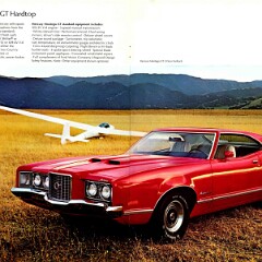 1972 Mercury Full Line Prestige Brochure 32-33