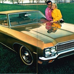 1970 Chevrolet Full Size Brochure (R-1) 10-11