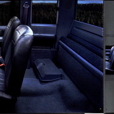 1988 Chevrolet Full Size Pickup Brochure 38-39-40