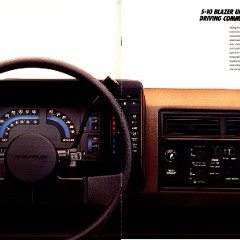 1986 Chevrolet S-10 Blazer Brochure 10-11