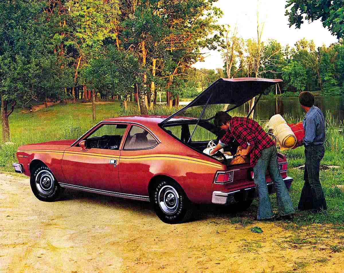 1976_AMC_Passenger_Cars_Prestige-16