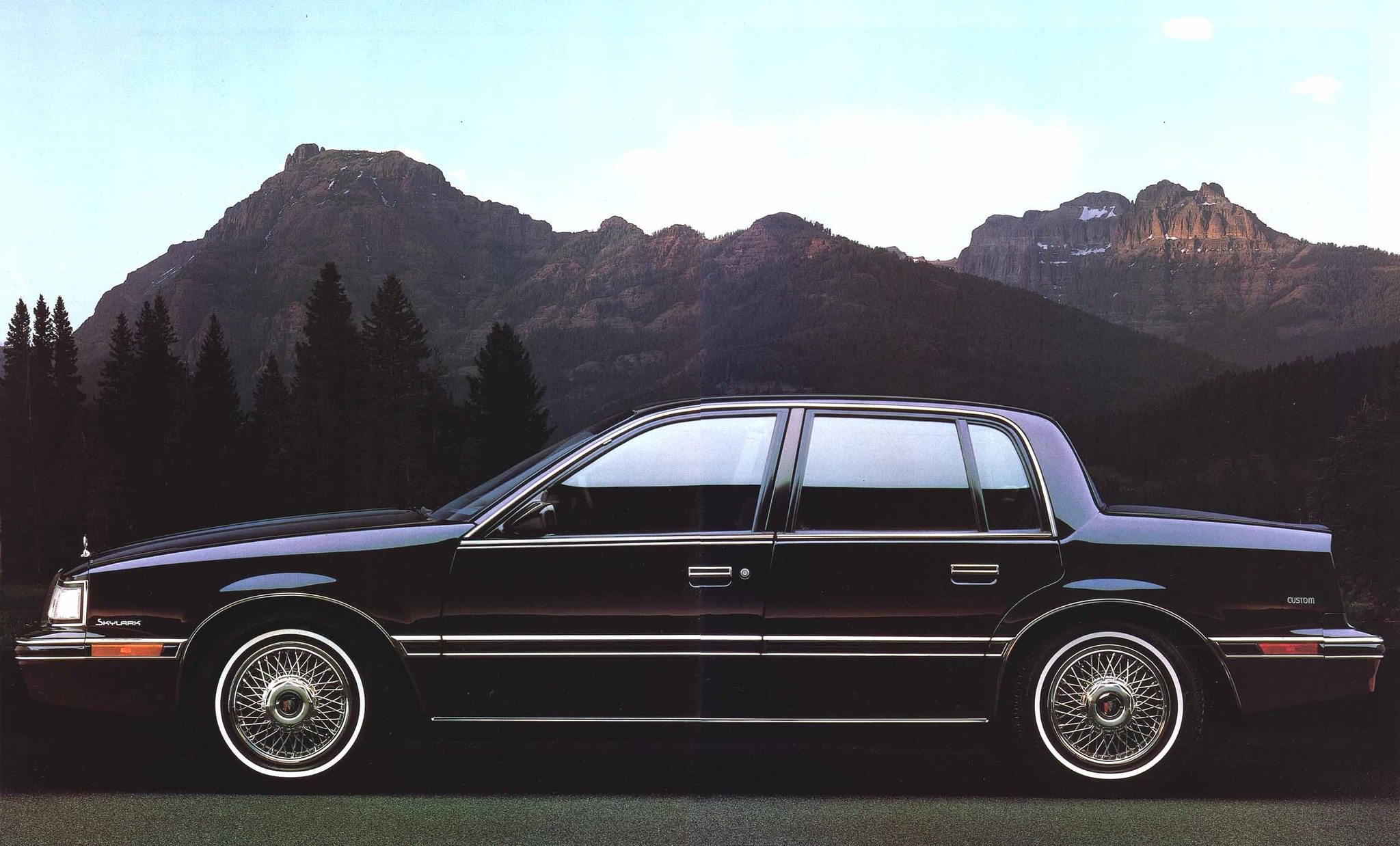 1990 Buick Full Line Prestige.pdf-2023-12-21 16.21.44_Page_35