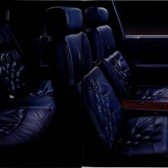 1990 Cadillac Full Line Prestige Brochure 60-61