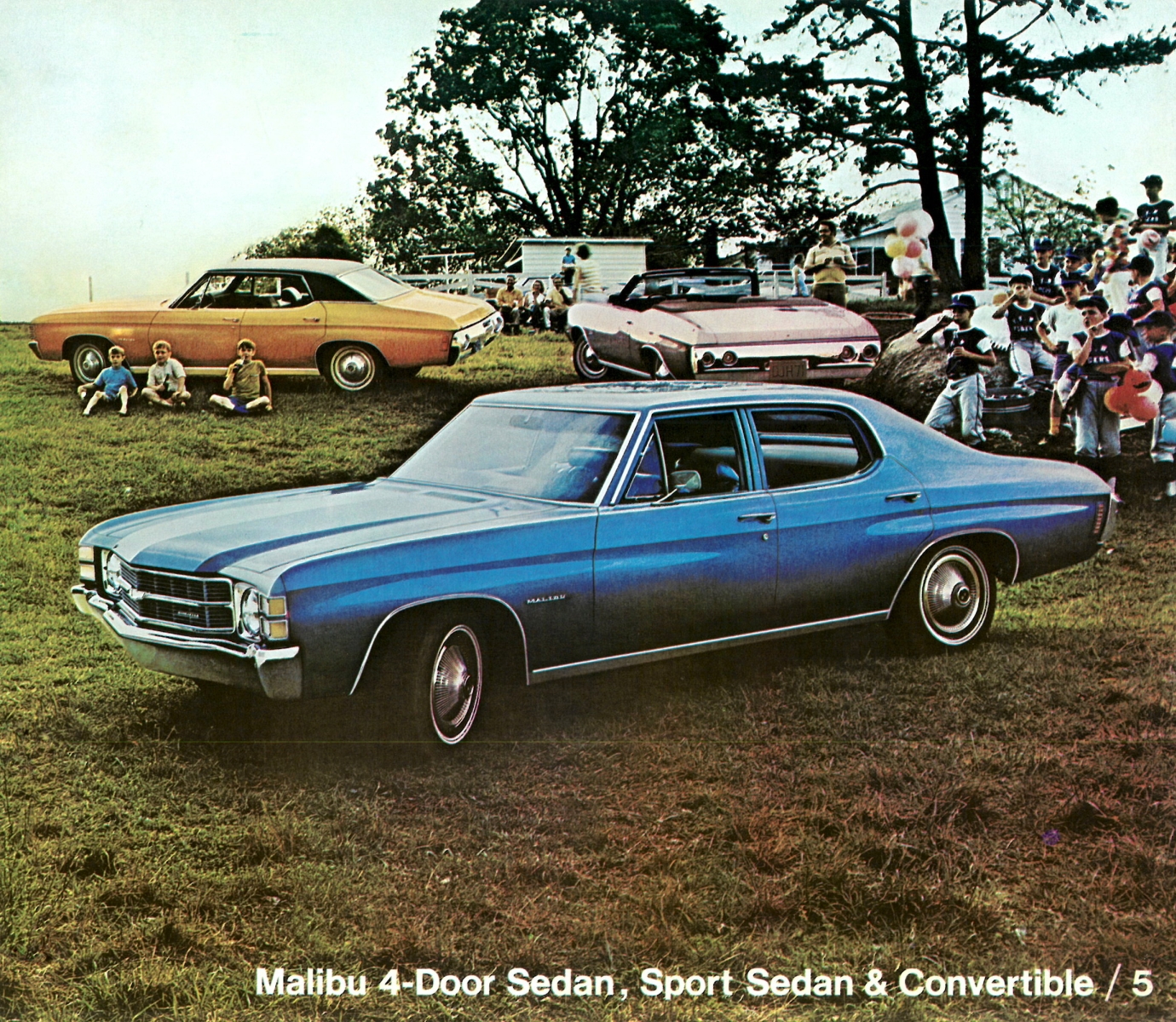 1971_Chevrolet_Dealer_Album-04-05