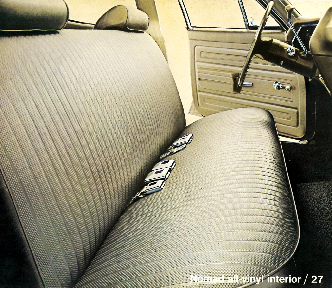 1971_Chevrolet_Dealer_Album-05-27