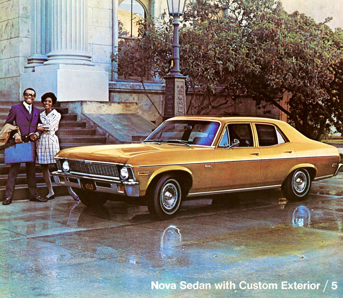1971_Chevrolet_Dealer_Album-07-05