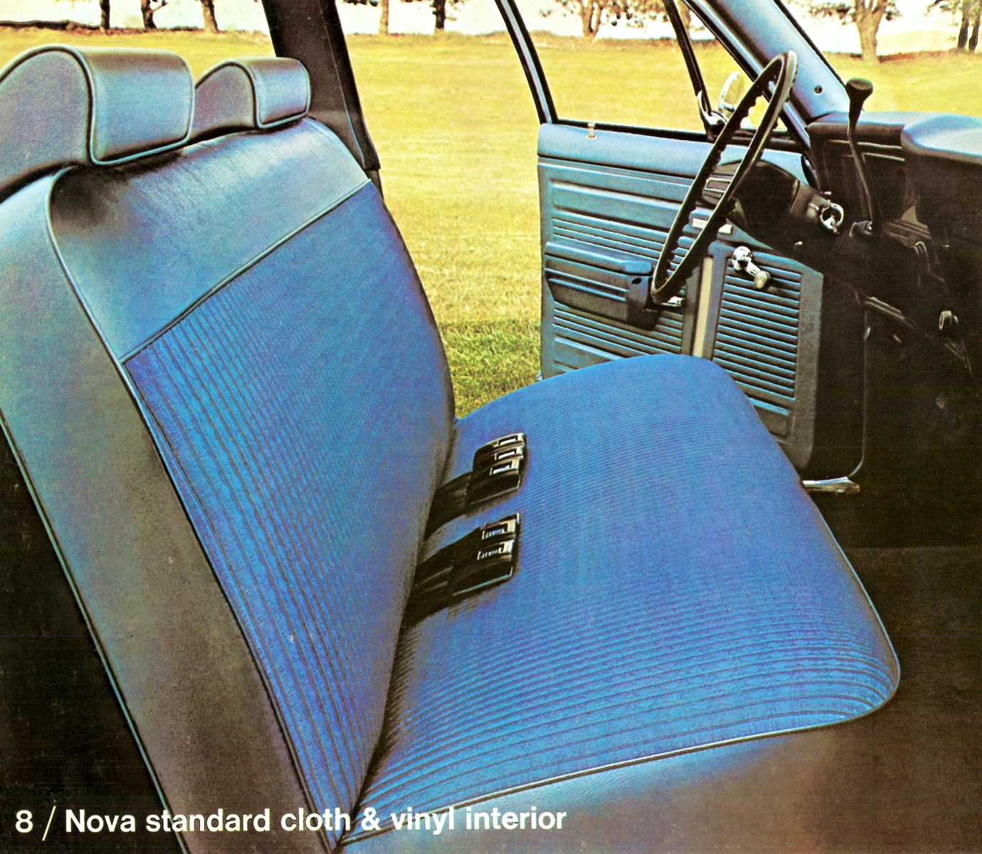 1971_Chevrolet_Dealer_Album-07-08