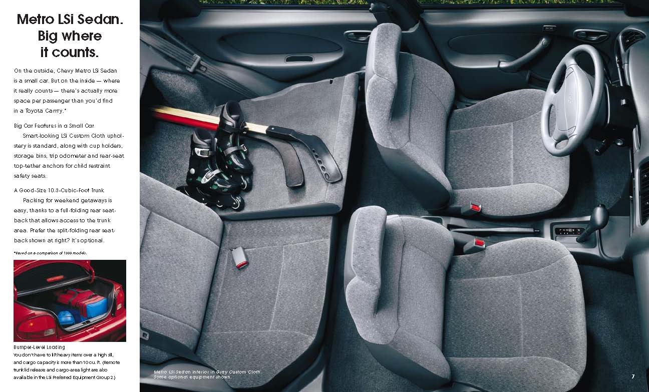 2000_Chevrolet_Metro-06-07
