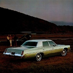 1976 Chrysler-08