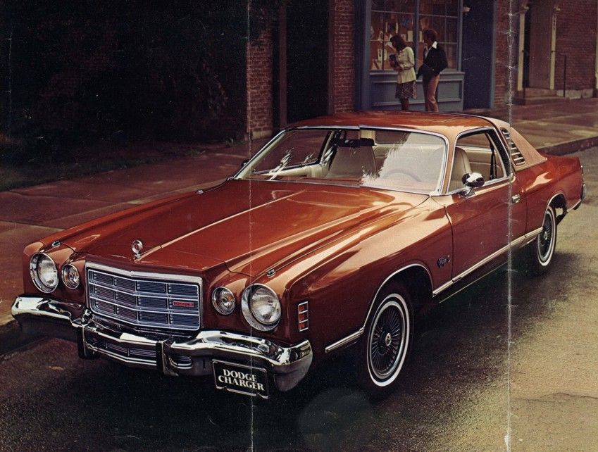 1976_Dodge_Charger-02