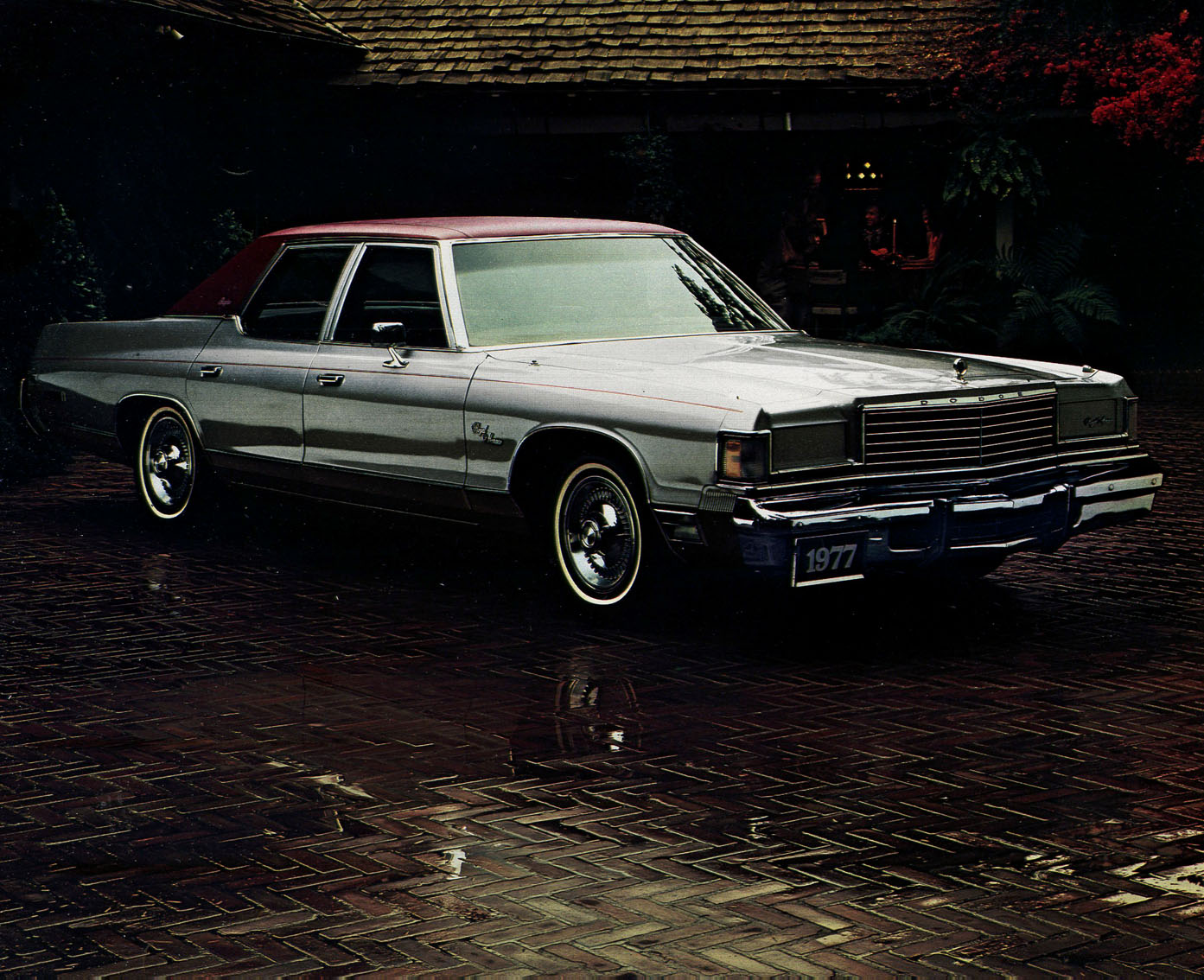 1977_Dodge_Monaco-07
