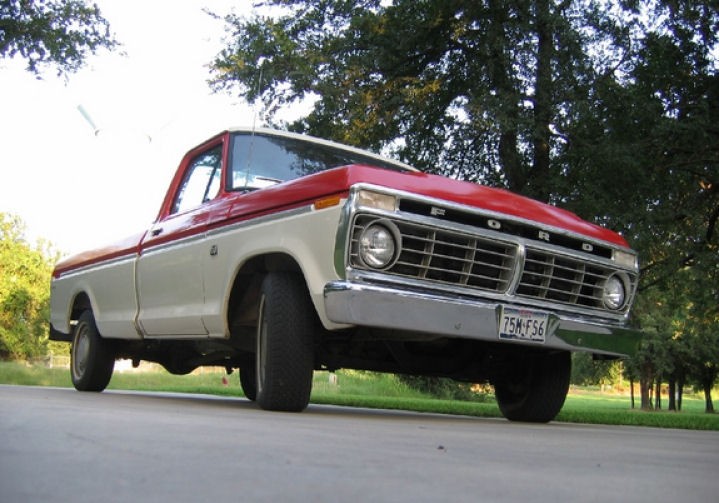1975_Trucks_and_Vans