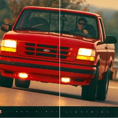 1995_Ford_F-150_Lightning_SVT-08