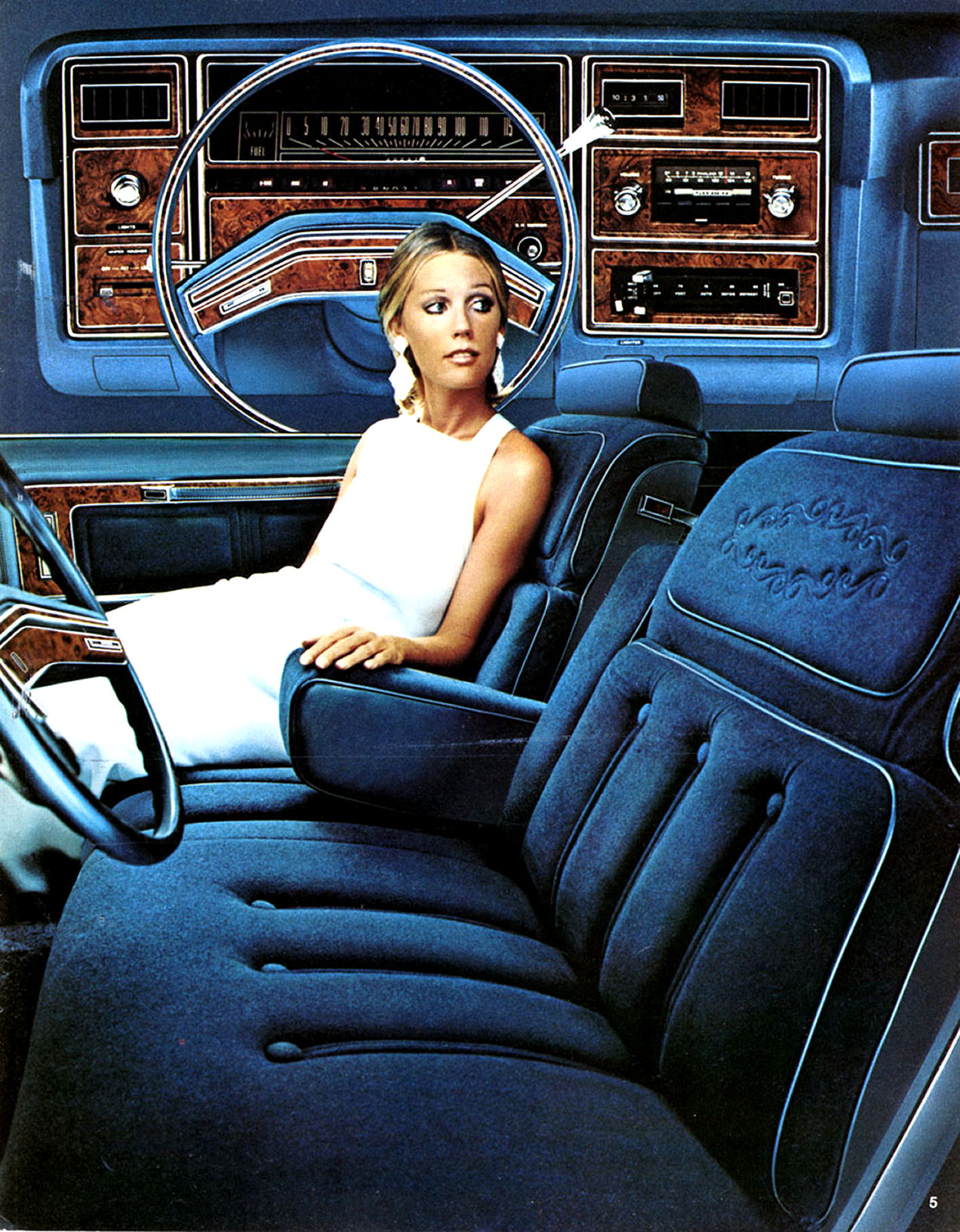 1975_Ford_LTD_Rev-05