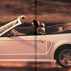 2000_Ford_SVT_Mustang_Cobra-04-05