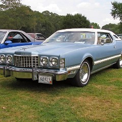 1975_Ford_Thunderbird