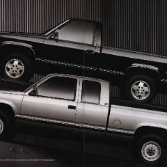 1994_GMC_Sierra_Pickup-06-07