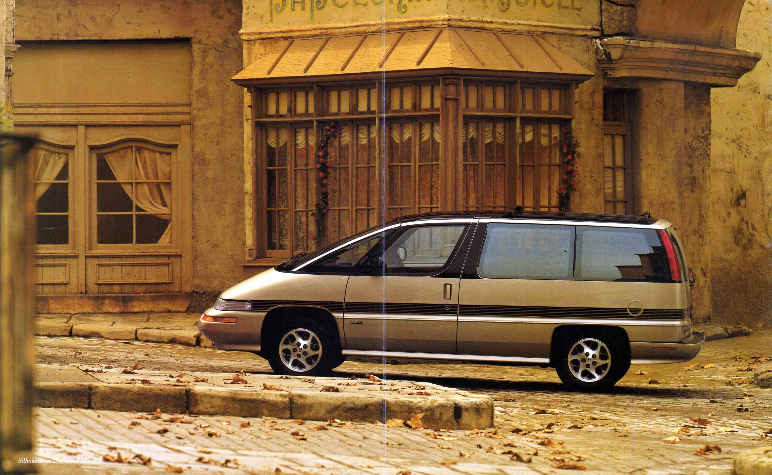 1994_Oldsmobile_Silhouette-00b-00c
