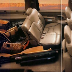 1998_Chevrolet_Tahoe-Suburban_Export-06