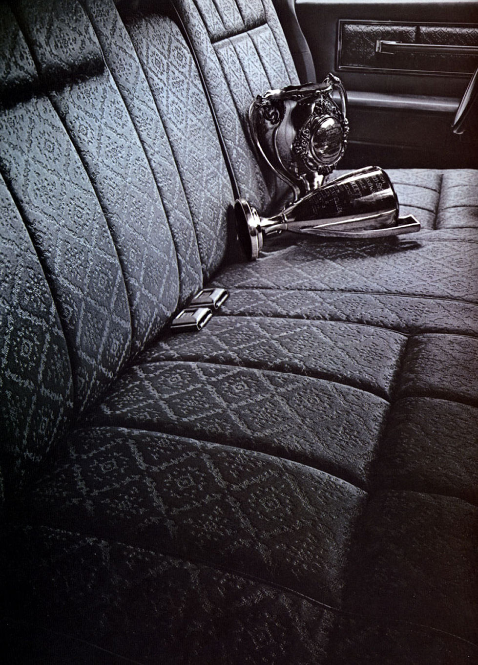 1971_Lincoln_Continental-06
