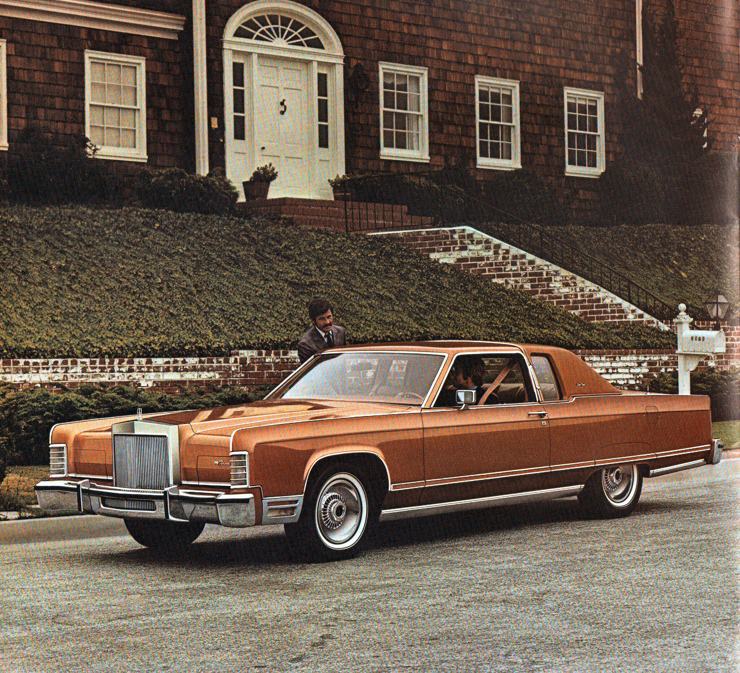 1977_Lincoln_Continental-07