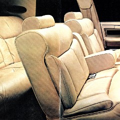 1982_Lincoln_Mark_VI-06-07