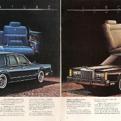1982_Lincoln_Town_Car-08-08