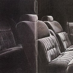 1983_Lincoln_Full_Line-08-09