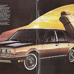 1983_Lincoln_Full_Line-38-39